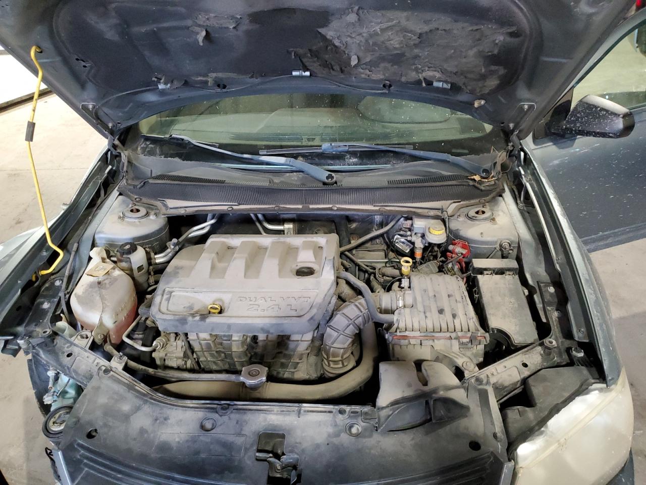 2009 Dodge Avenger - Image 12