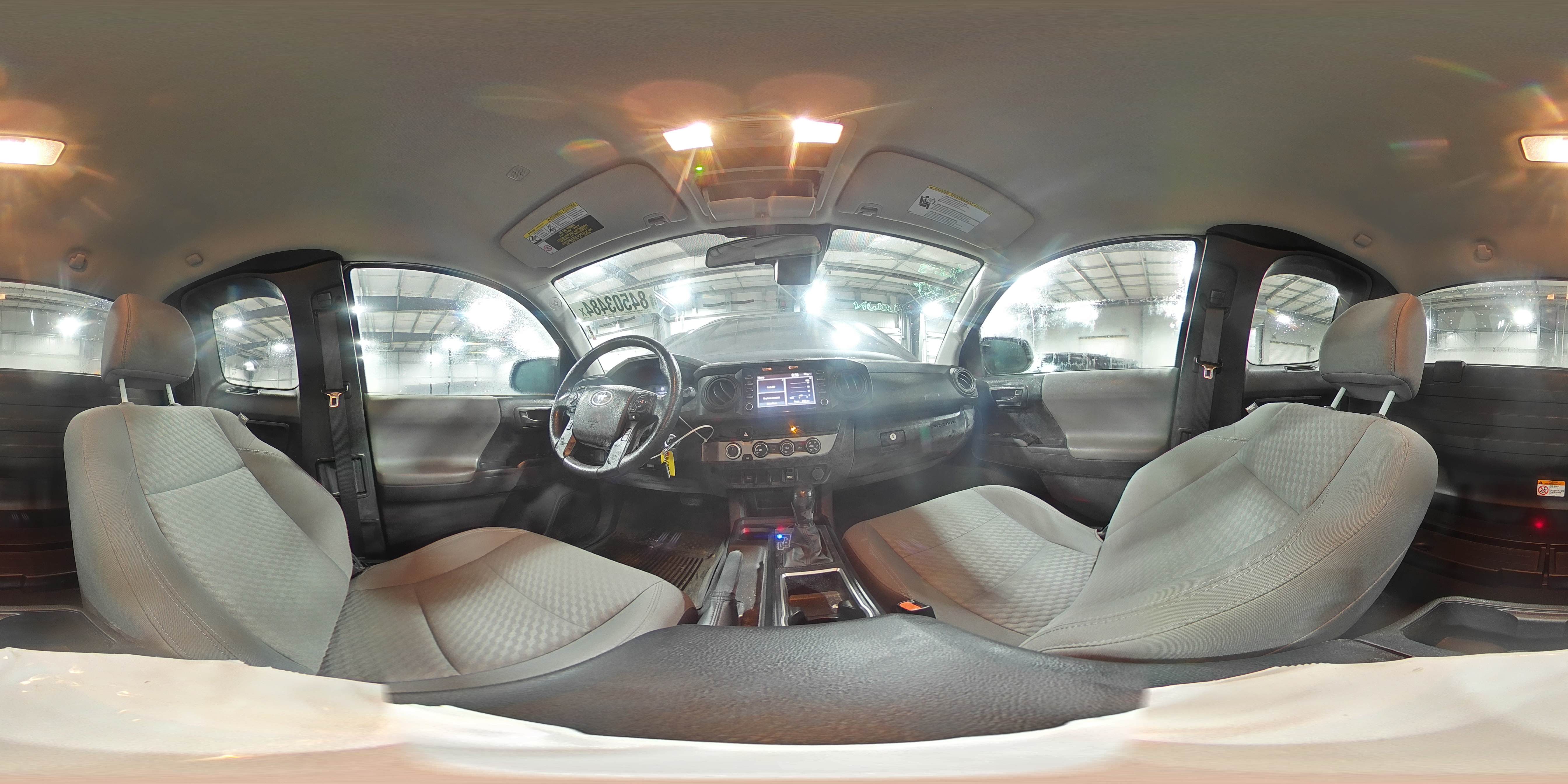 2022 Toyota Tacoma - Image 14