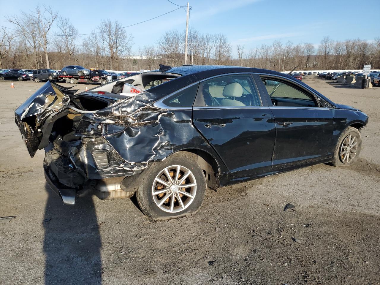 2018 Hyundai Sonata - Image 3
