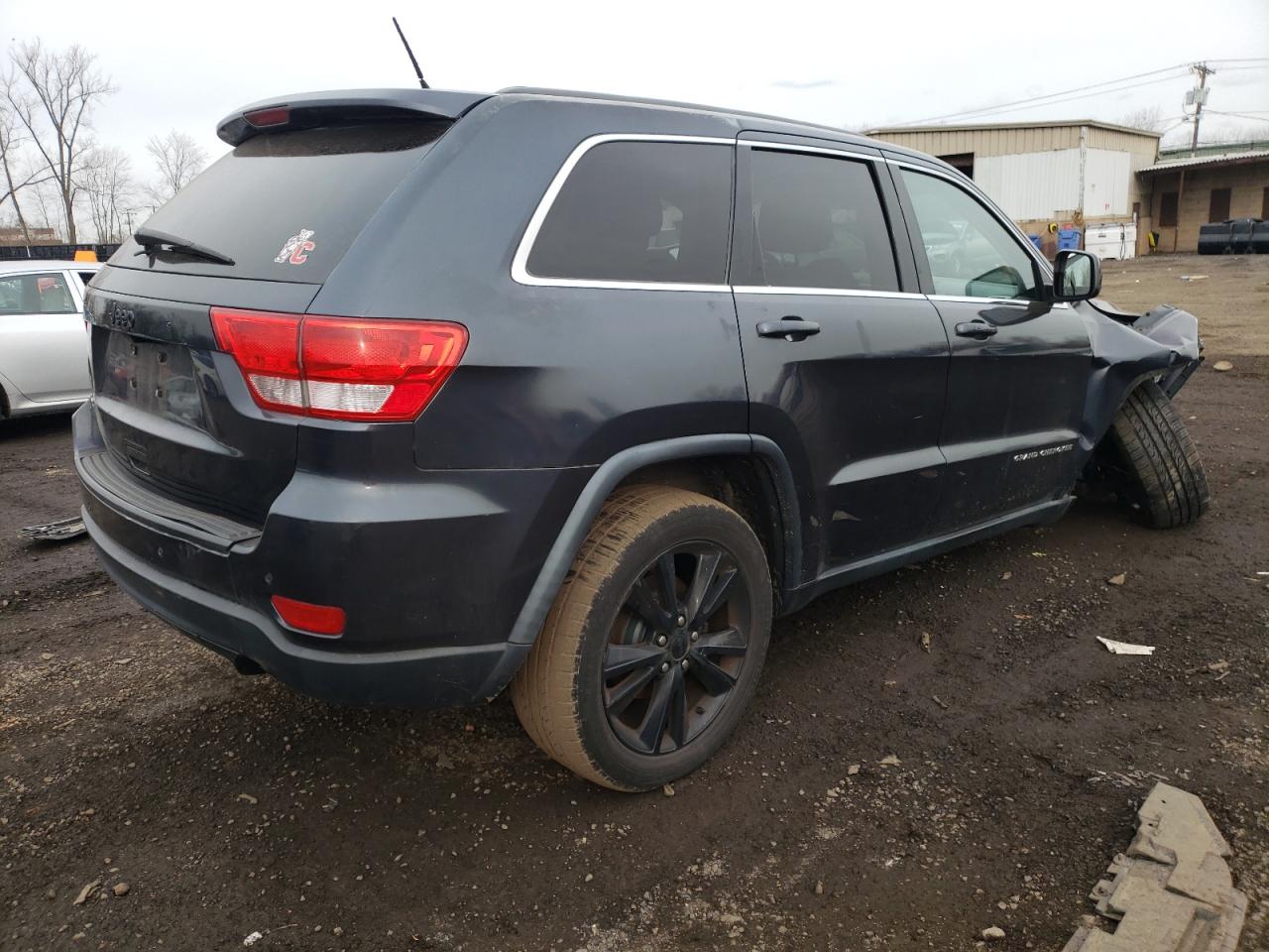 2013 Jeep Grand Cherokee - Image 3