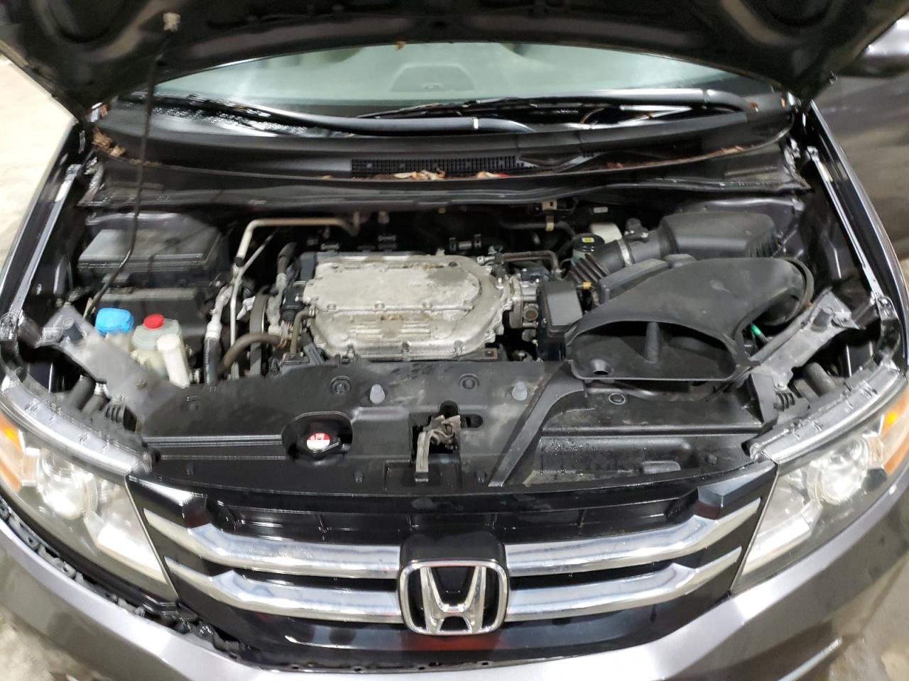 2016 Honda Odyssey - Image 12