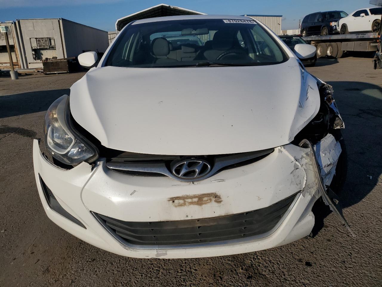 2016 Hyundai Elantra - Image 5