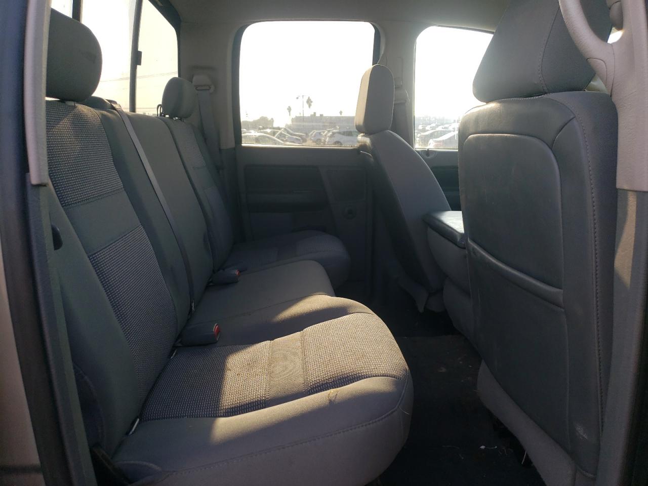 2008 Dodge RAM - Image 10