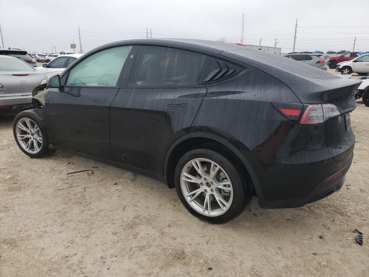 VIN 7SAYGDEE4RA235087 2024 TESLA MODEL Y no.2