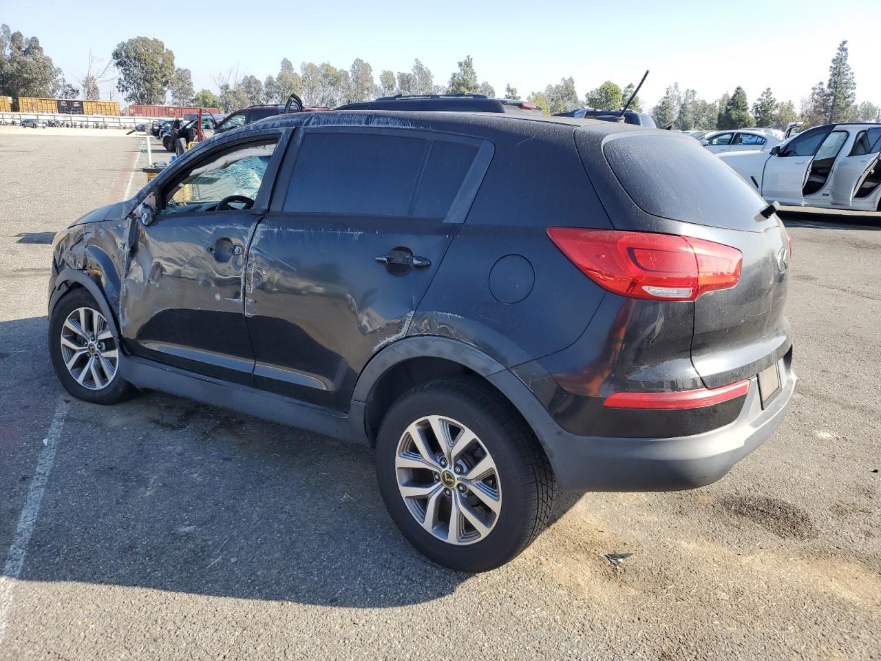 VIN KNDPB3AC9G7831629 2016 KIA SPORTAGE no.2