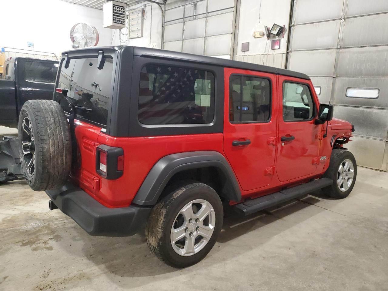 VIN 1C4HJXDG8KW537621 2019 JEEP WRANGLER no.3