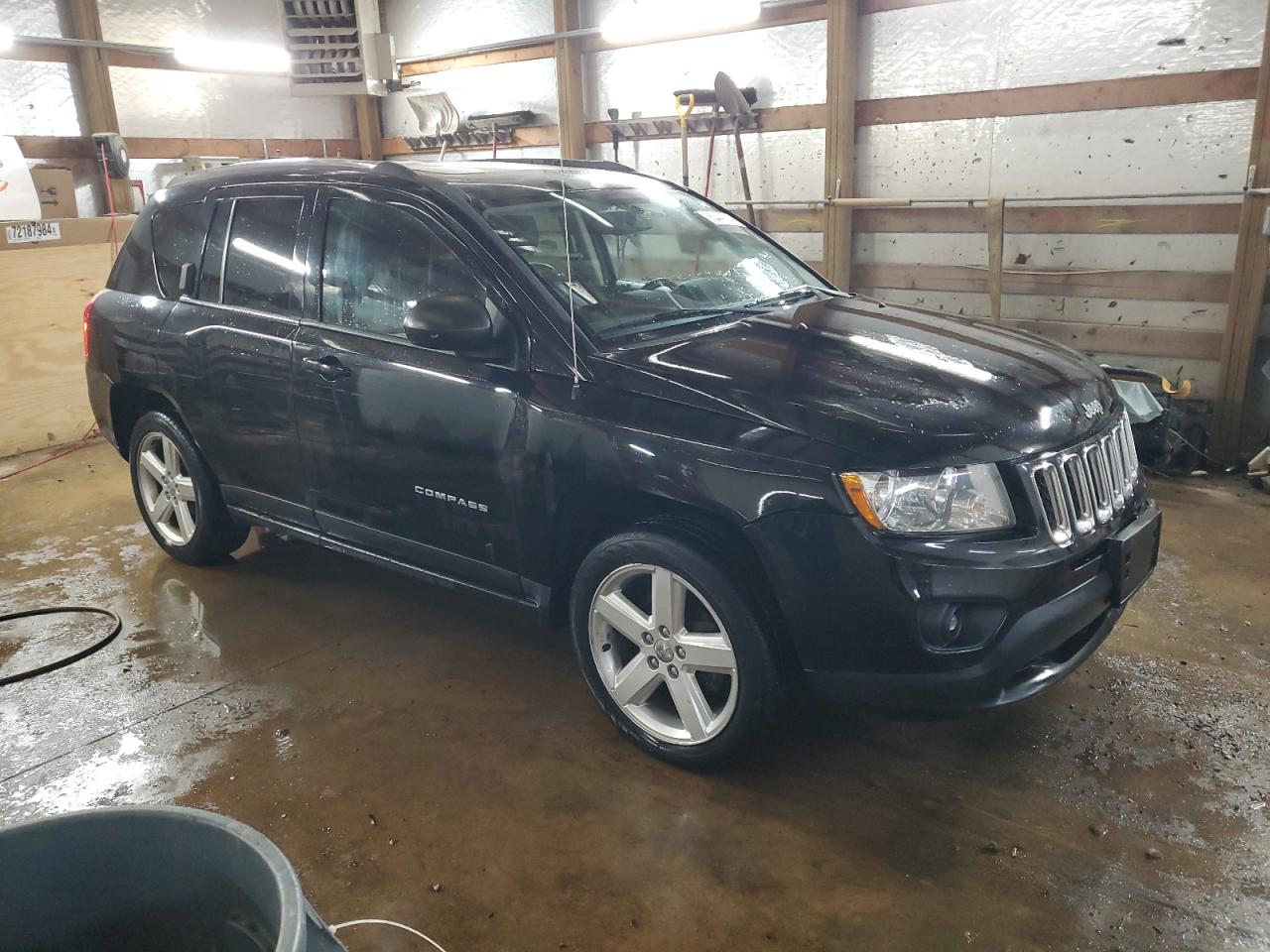 VIN 1C4NJDCB1DD217885 2013 JEEP COMPASS no.4