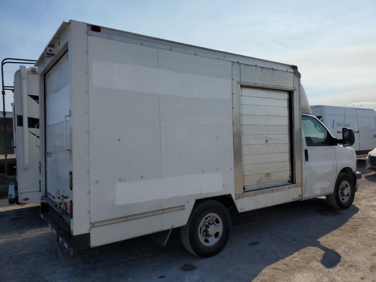 2018 Chevrolet Express - Image 3