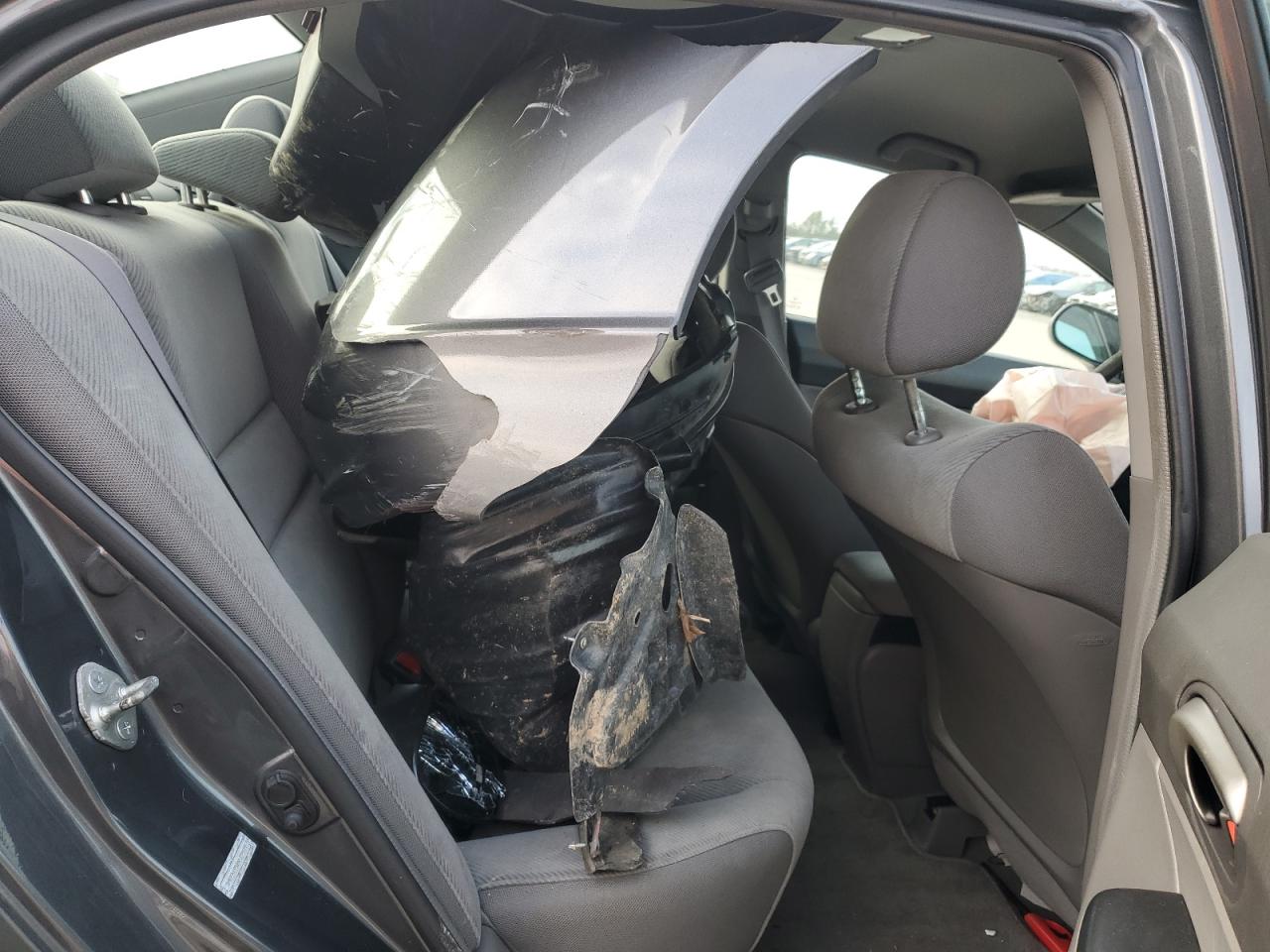 2010 Honda Civic - Image 11