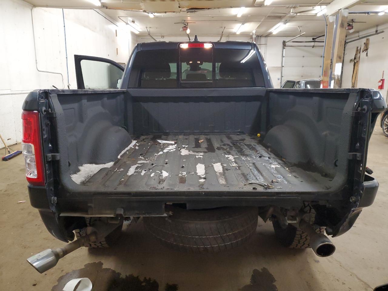 2021 RAM 1500 - Image 6