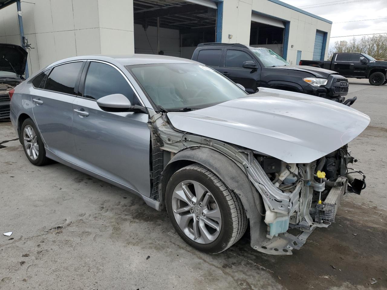 VIN 1HGCV1F13JA202817 2018 HONDA ACCORD no.4