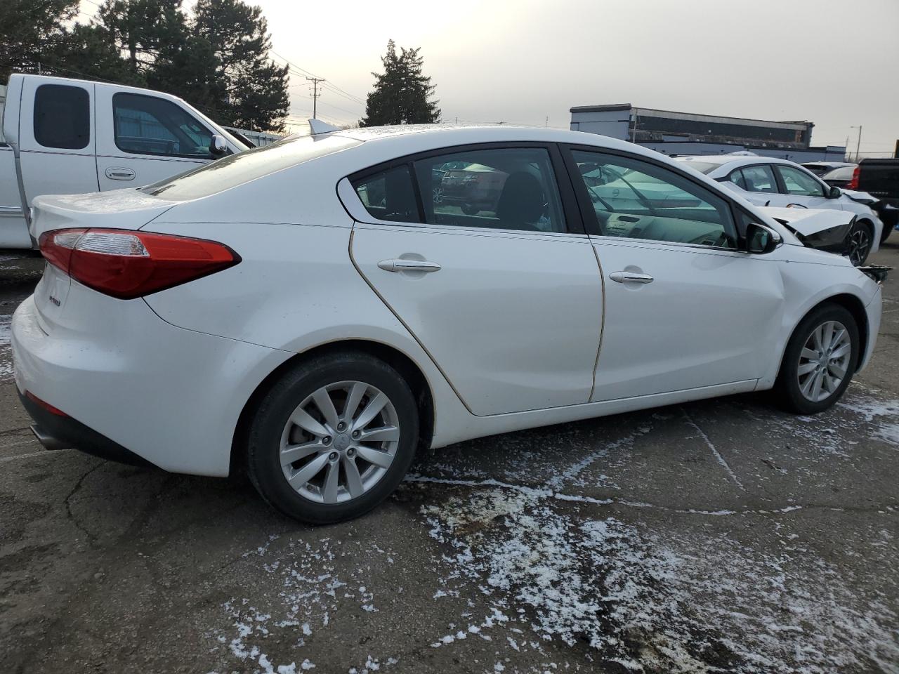 VIN KNAFX4A82E5162544 2014 KIA FORTE no.3