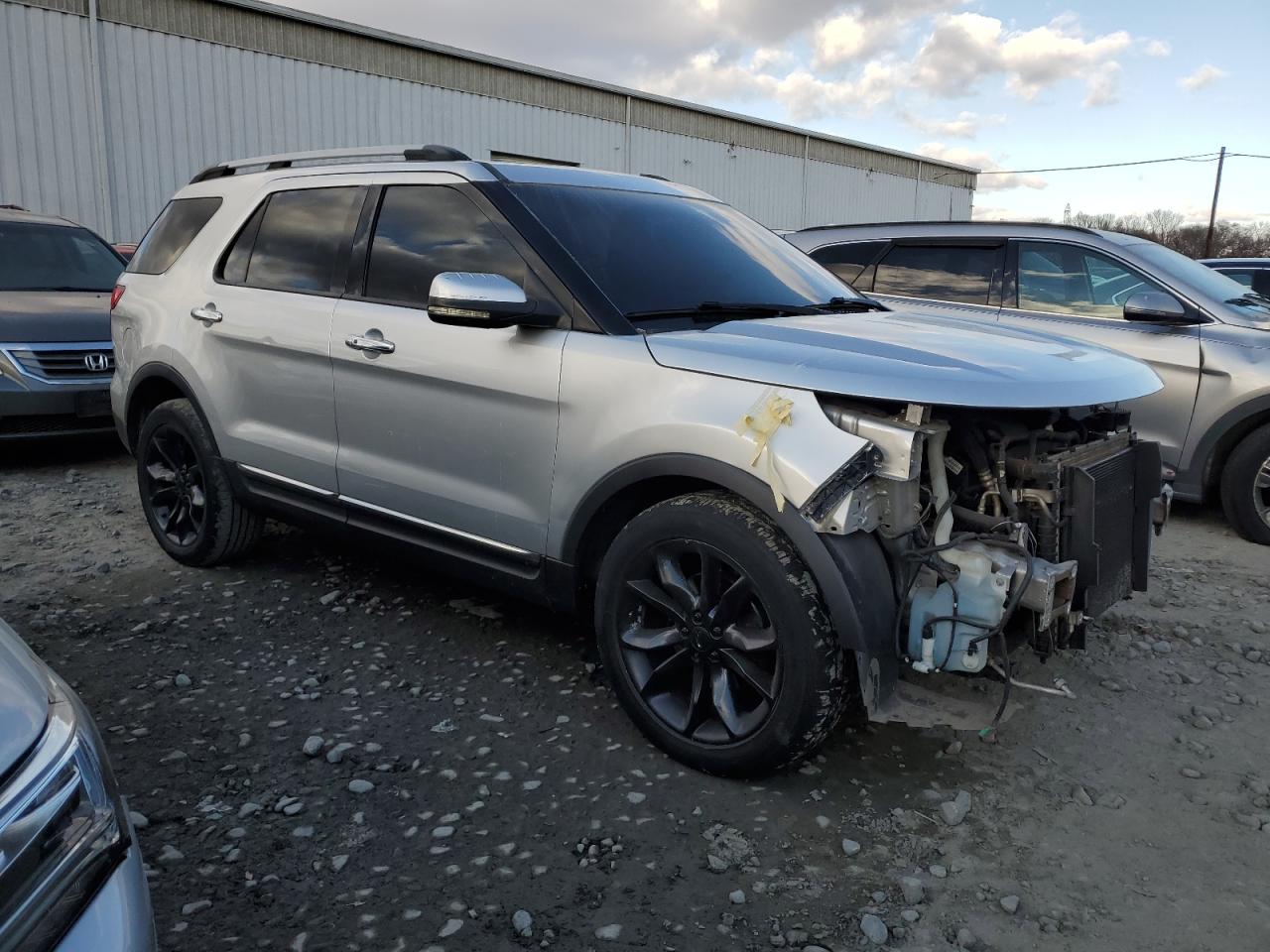 2011 Ford Explorer - Image 4