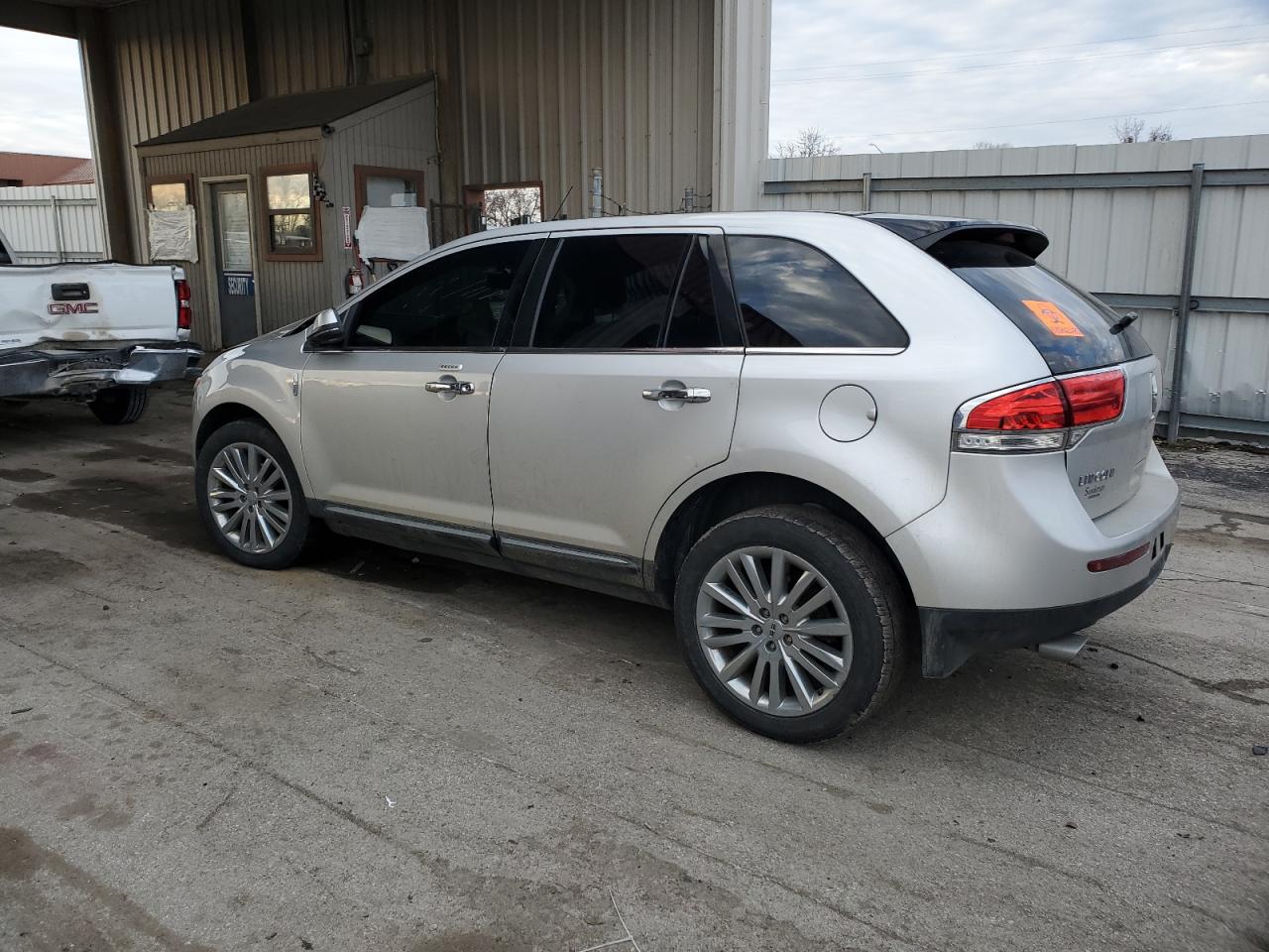 VIN 2LMDJ8JK0DBL07170 2013 LINCOLN MKX no.2