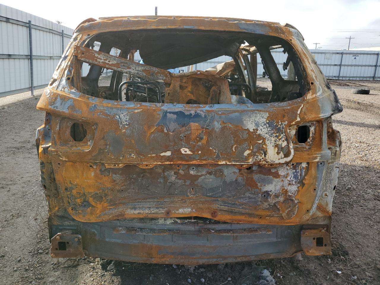 2020 Kia Sedona - Image 6