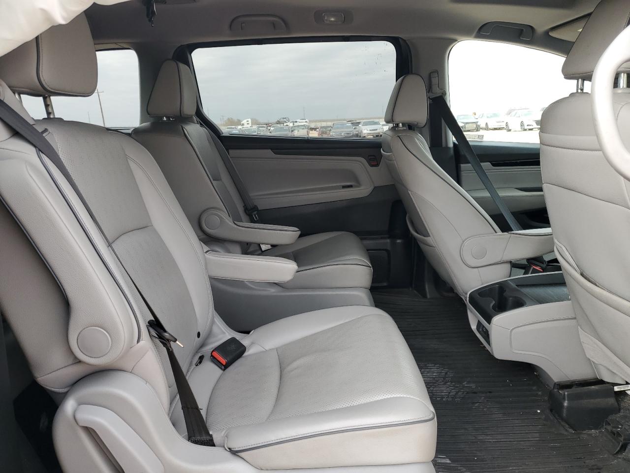 2022 Honda Odyssey - Image 11
