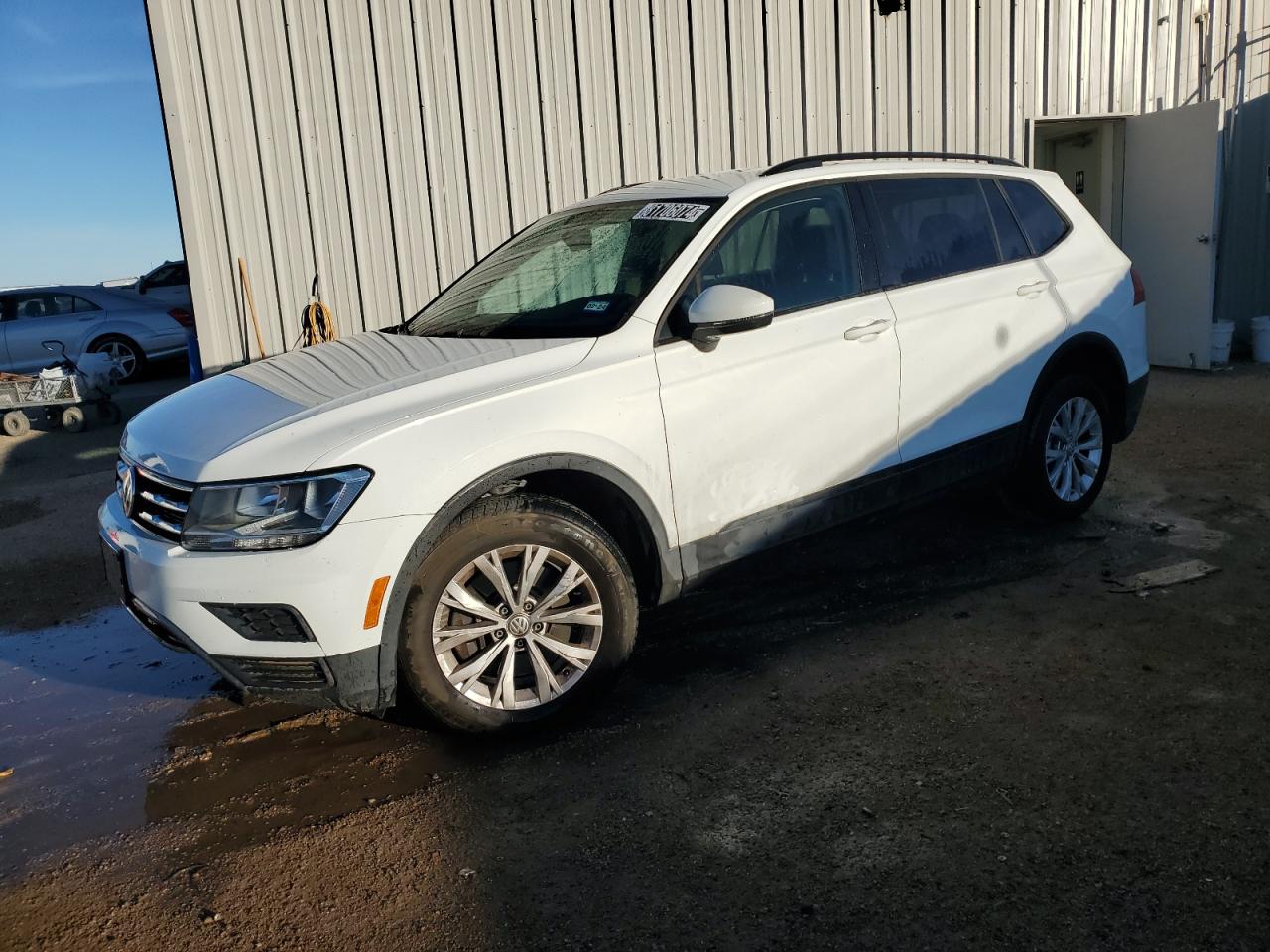 VIN 3VV1B7AX4KM110666 2019 VOLKSWAGEN TIGUAN no.1