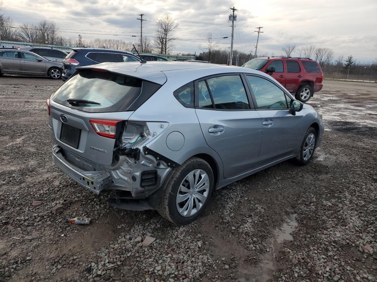 VIN 4S3GTAA63K3708596 2019 SUBARU IMPREZA no.3