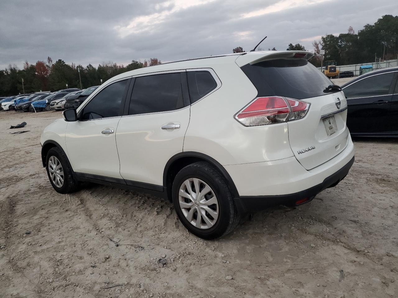 VIN 5N1AT2MT3FC787606 2015 NISSAN ROGUE no.2