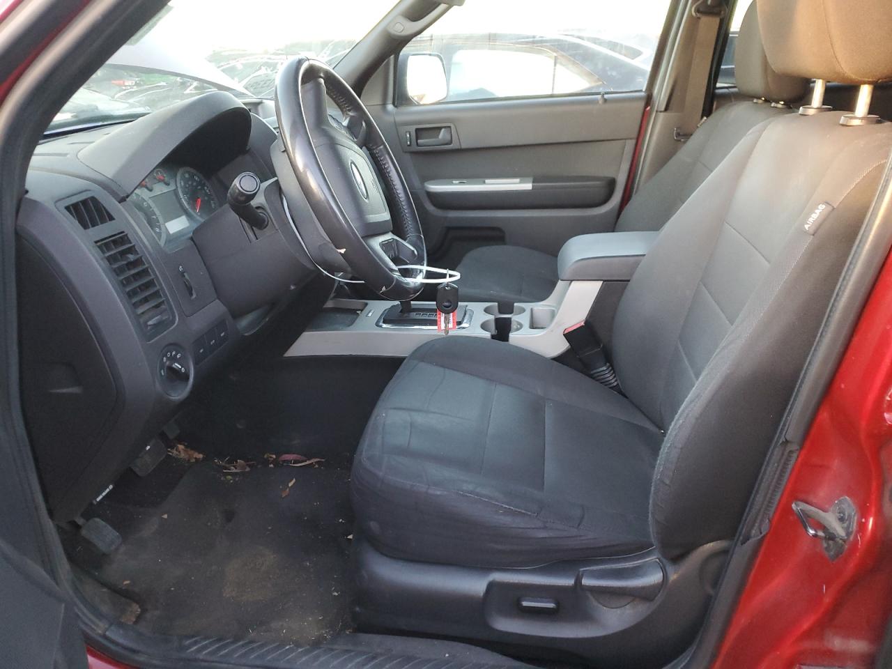 2010 Ford Escape - Image 7