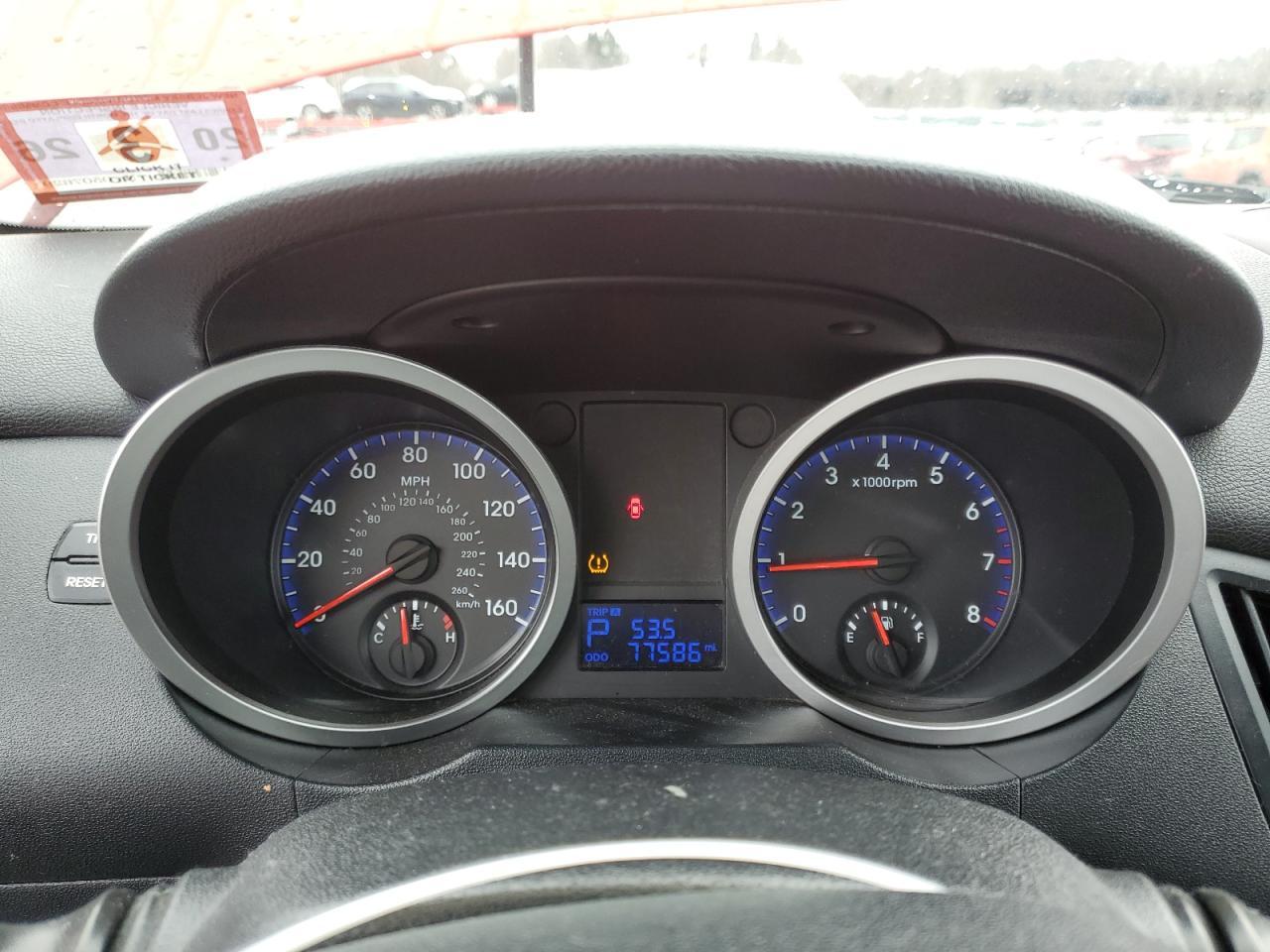 2010 Hyundai Genesis - Image 9