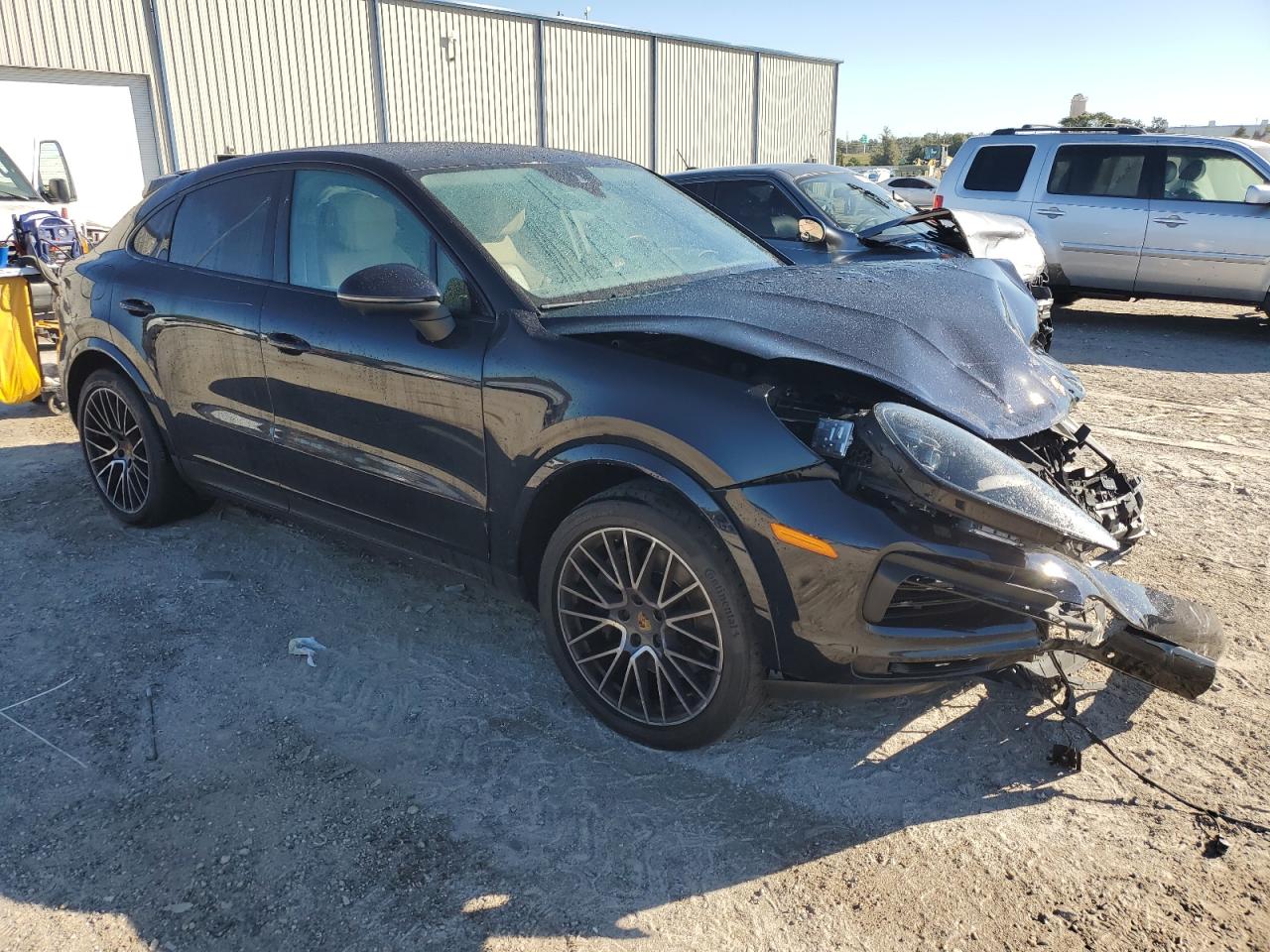 VIN WP1BA2AY7PDA25775 2023 PORSCHE CAYENNE no.4