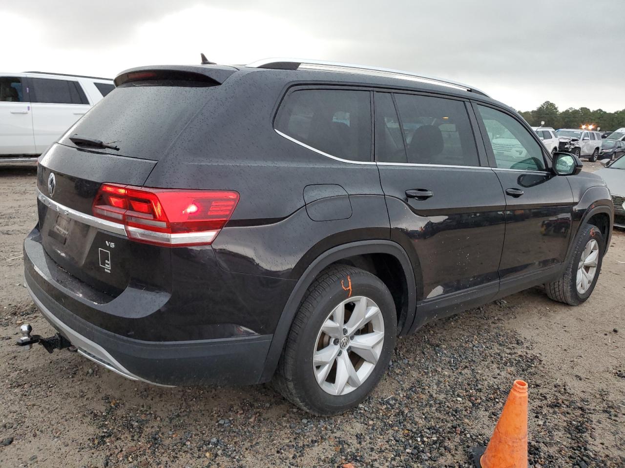 2018 Volkswagen Atlas - Image 3