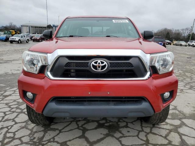 Pickups TOYOTA TACOMA 2015 Czerwony