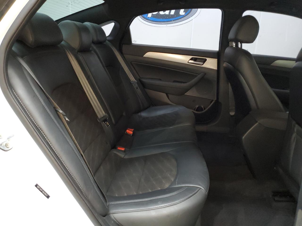 2018 Hyundai Sonata - Image 10