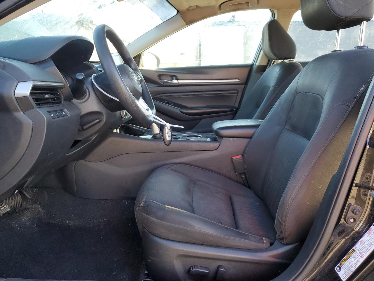 2021 Nissan Altima - Image 7