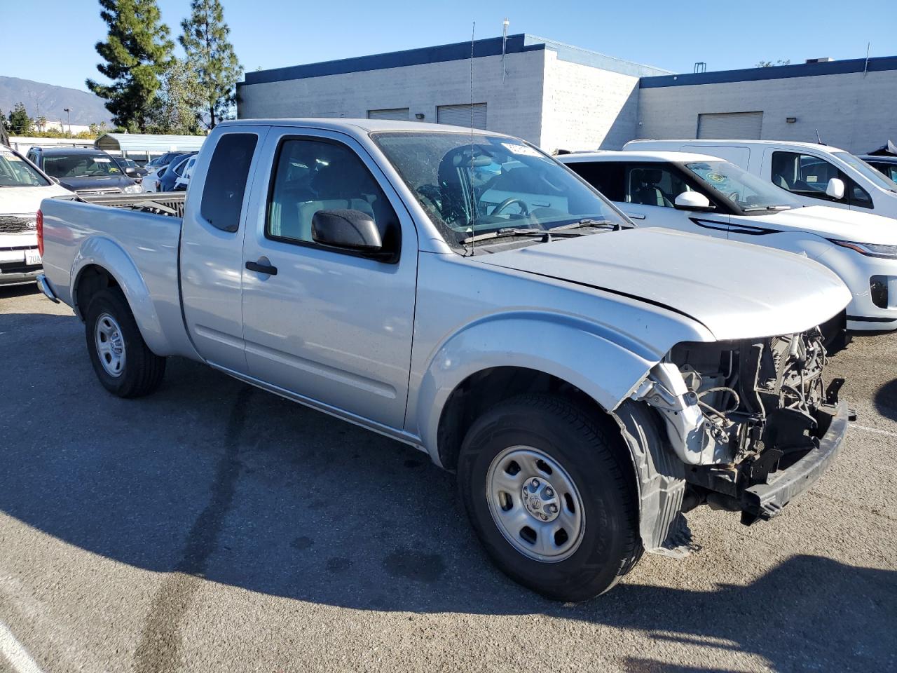2016 Nissan Navara (Frontier) - Image 4