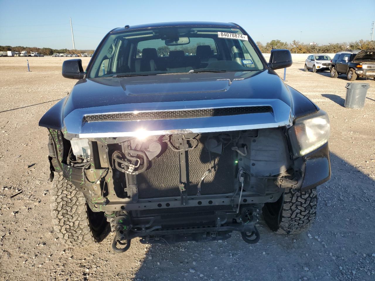 VIN 5TFDW5F15JX724840 2018 TOYOTA TUNDRA no.5