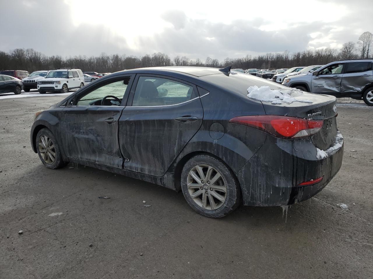 VIN KMHDH4AE0FU298557 2015 HYUNDAI ELANTRA no.2