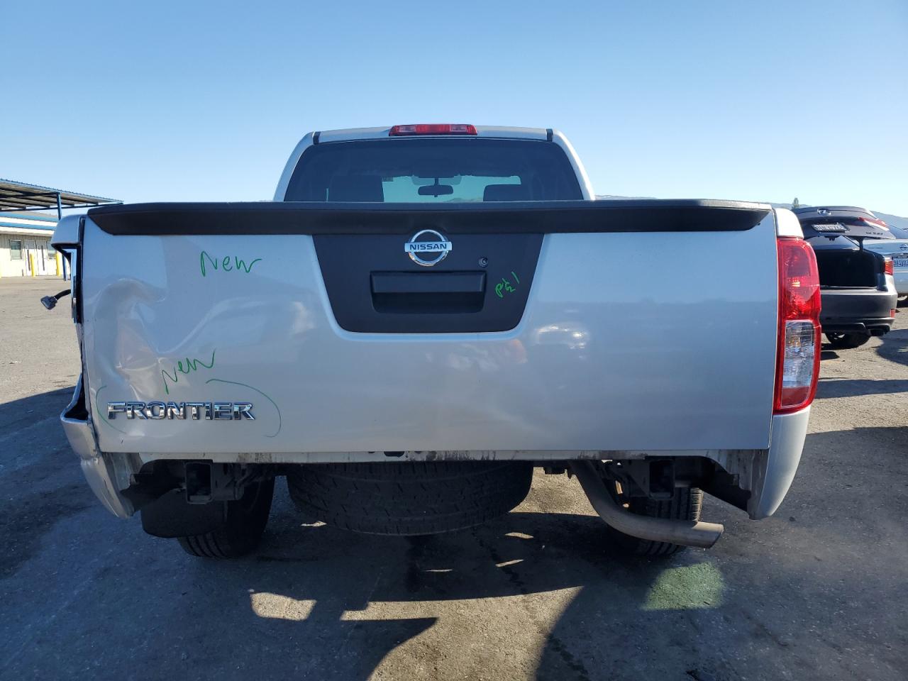2017 Nissan Navara (Frontier) - Image 6