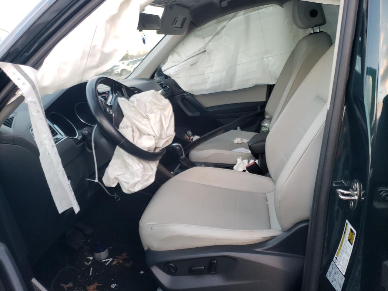 2019 Volkswagen Tiguan - Image 7