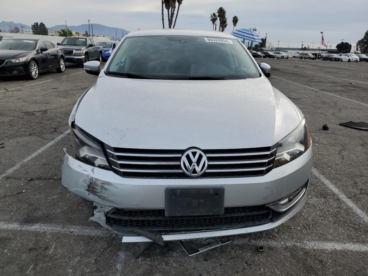 VIN 1VWAT7A39FC121465 2015 VOLKSWAGEN PASSAT no.5