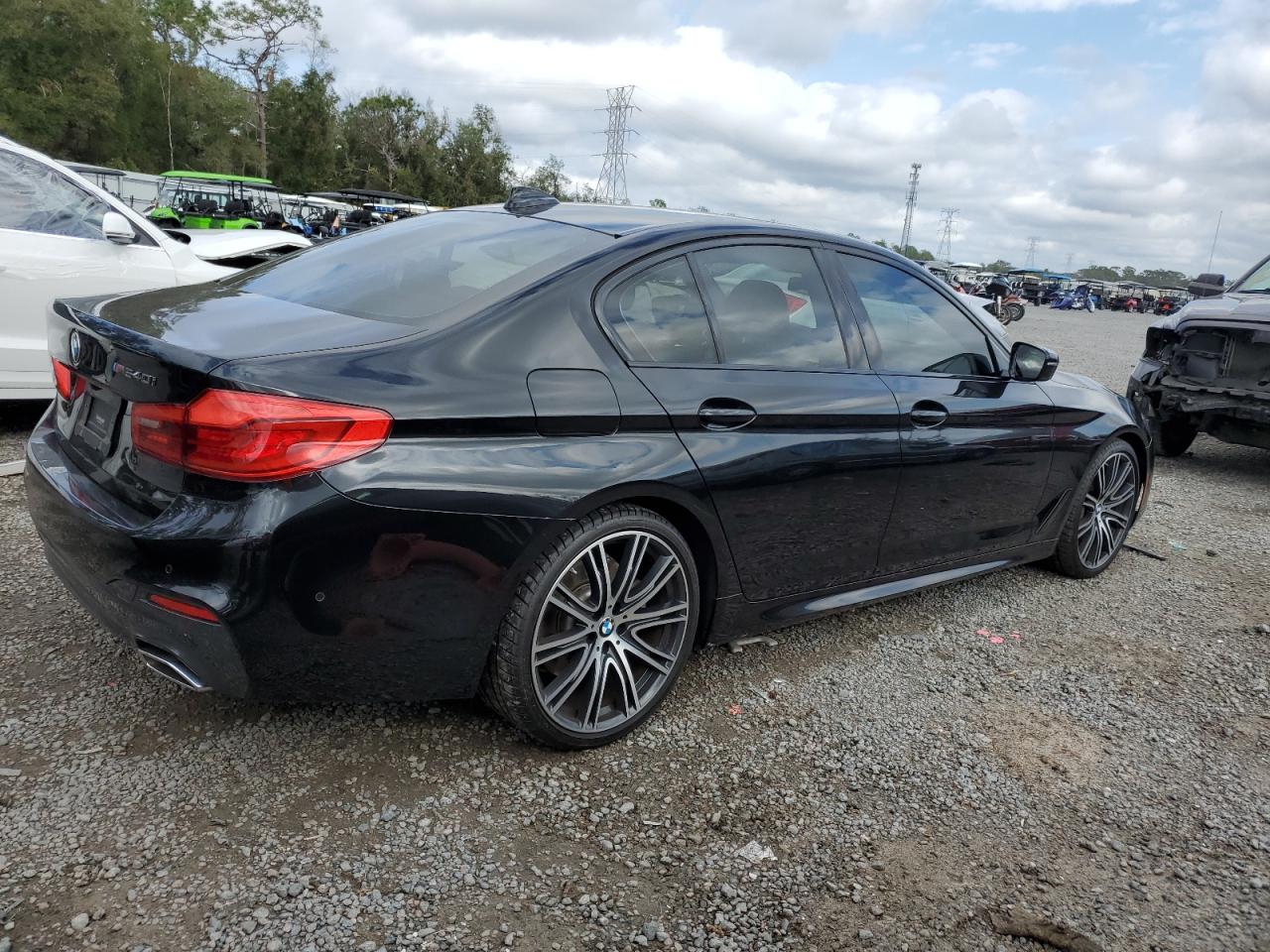 VIN WBAJS1C08LCE08085 2020 BMW 5 SERIES no.3