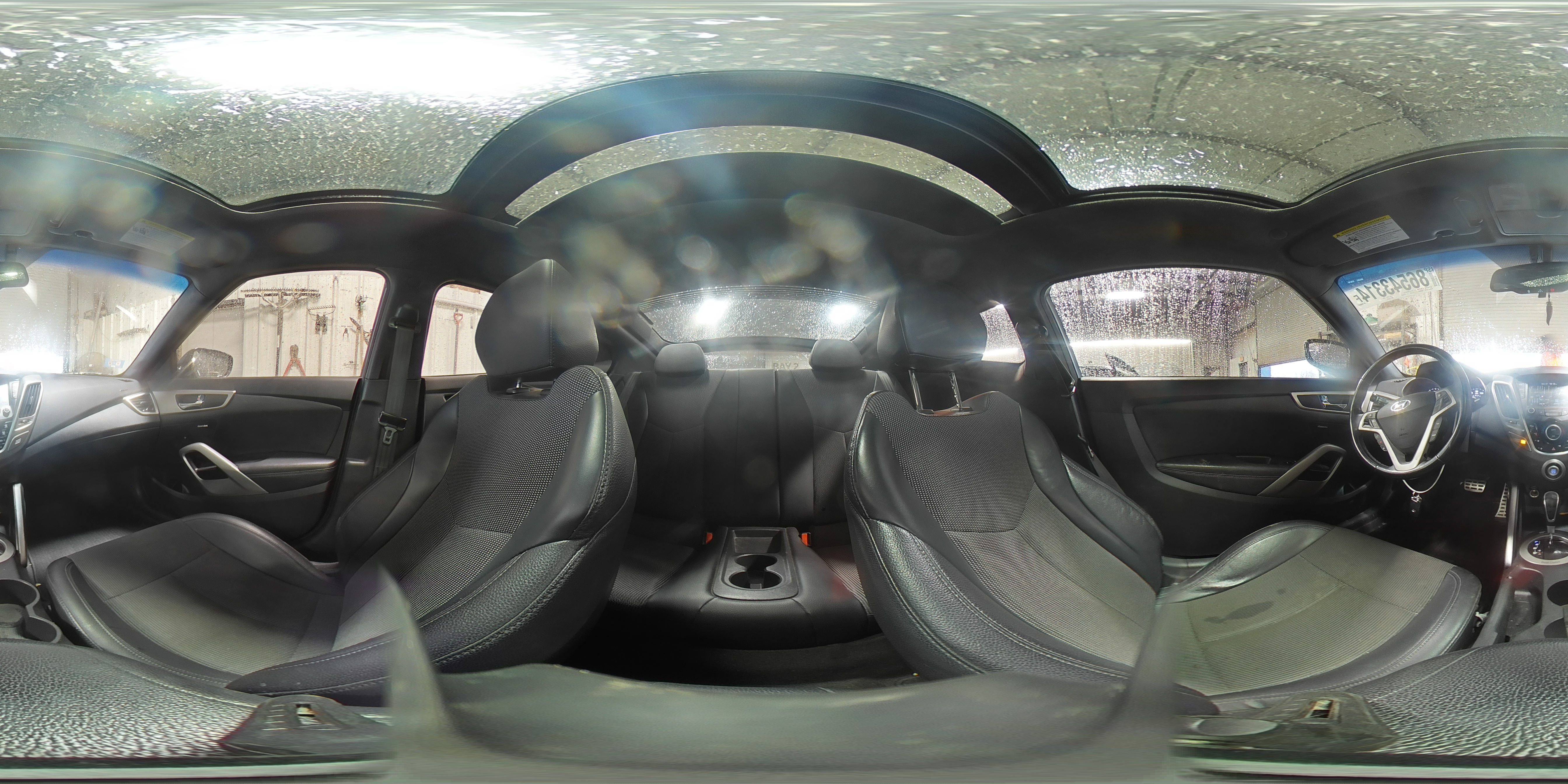 2016 Hyundai Veloster - Image 14