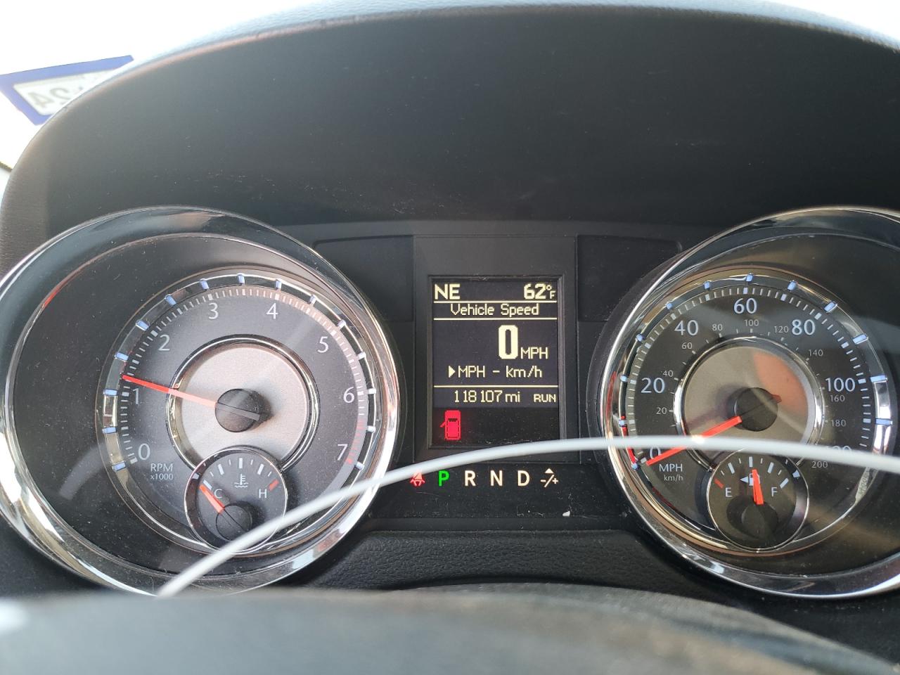 2015 Chrysler Town & Country - Image 9