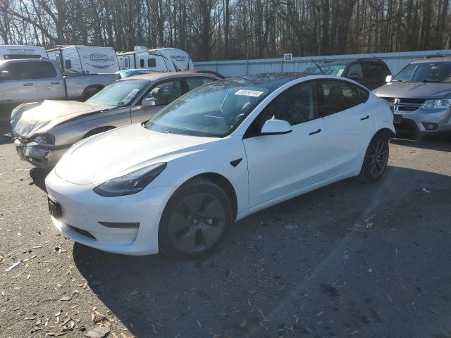  TESLA MODEL 3 2021 Білий