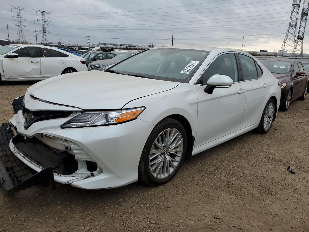 4T1B11HK2KU753926 2019 TOYOTA CAMRY - Image 1