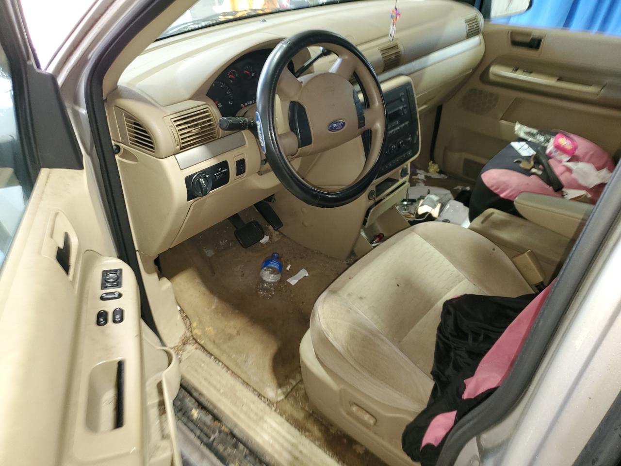 2004 Ford Freestar - Image 8