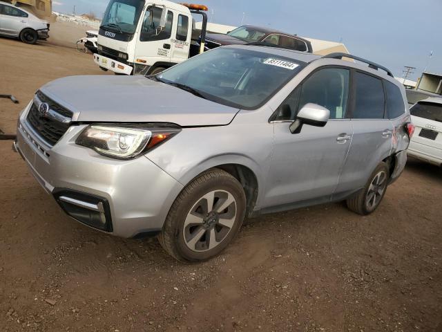  SUBARU FORESTER 2017 Srebrny