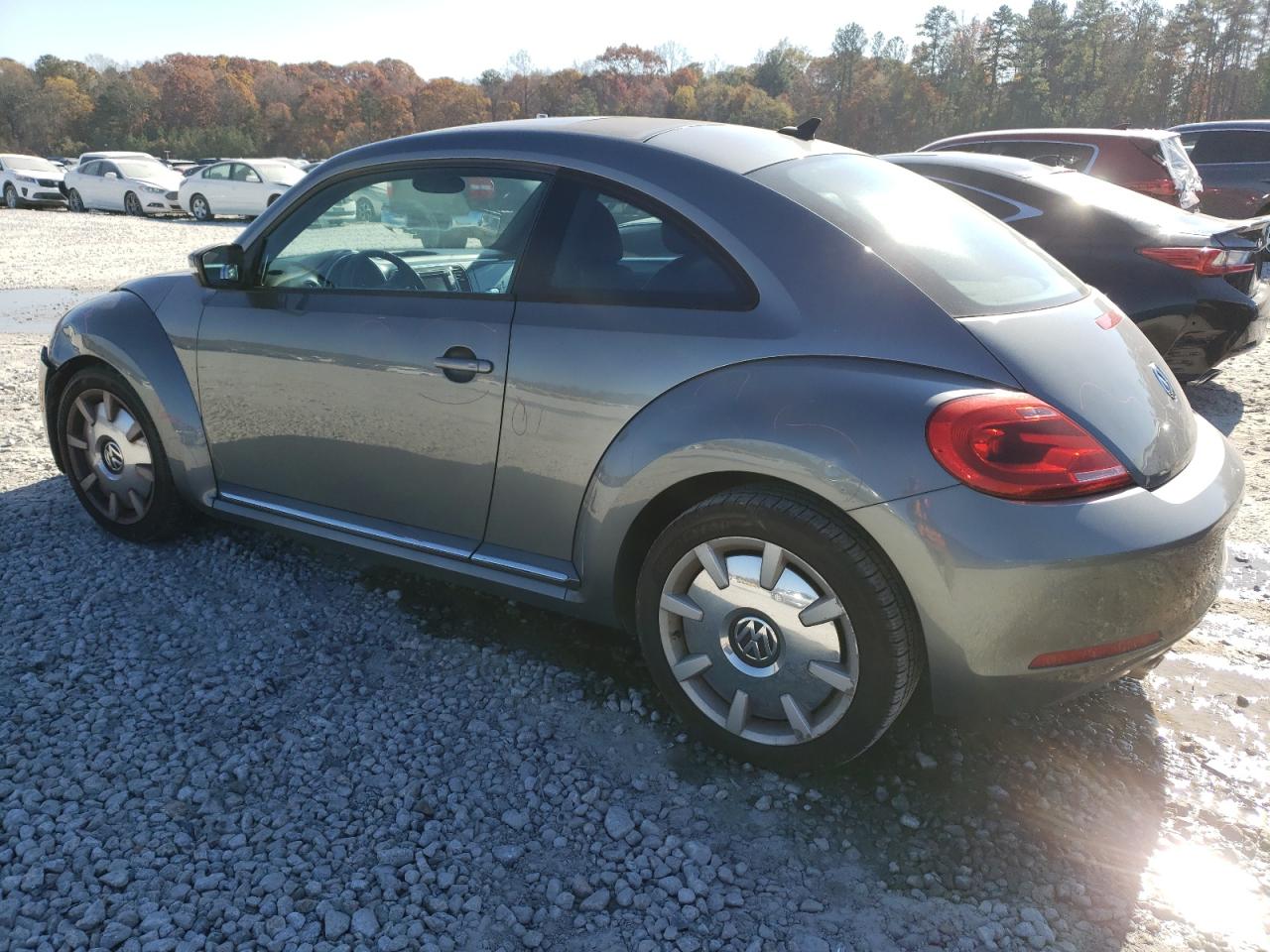 2012 Volkswagen Beetle - Image 2