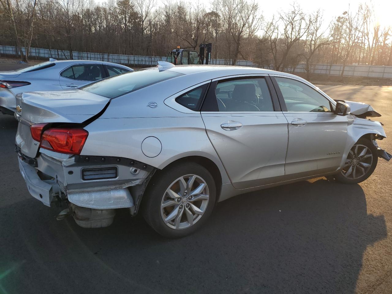 VIN 2G1105S39J9120145 2018 CHEVROLET IMPALA no.3