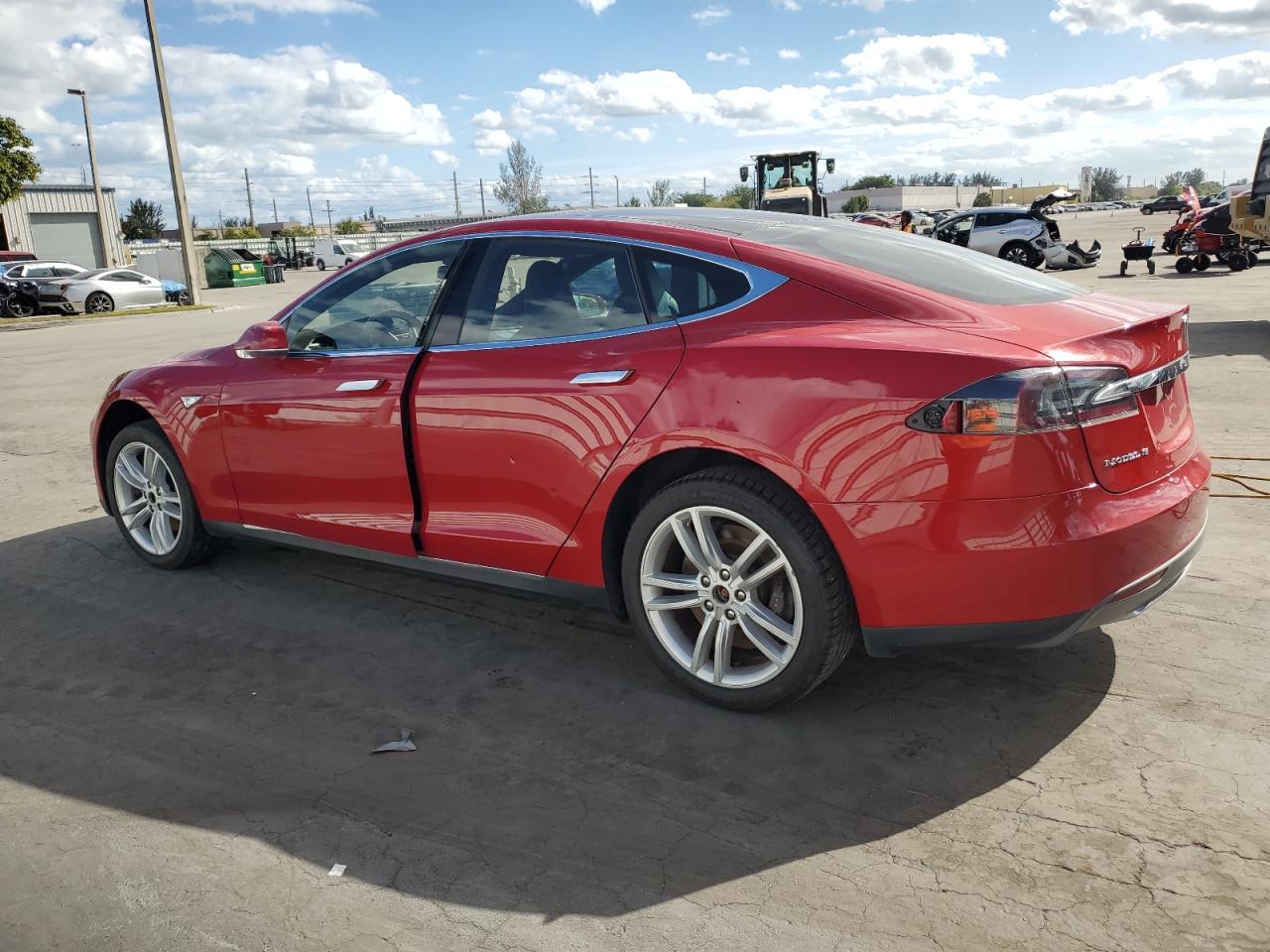 VIN 5YJSA1H28FFP70863 2015 TESLA MODEL S no.2