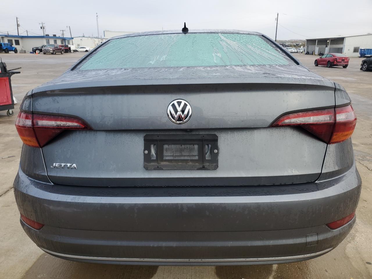 2019 Volkswagen Jetta - Image 6