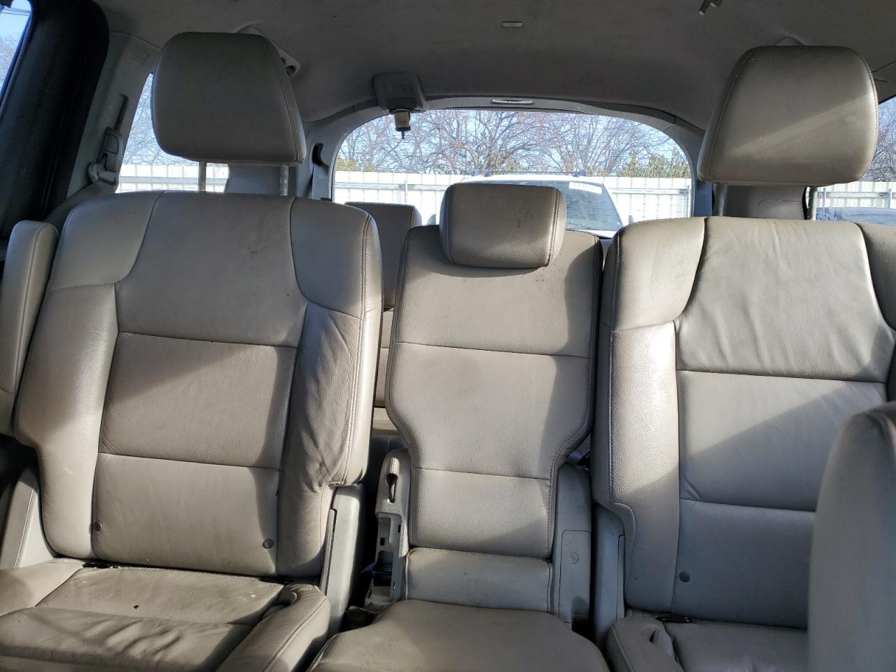 2012 Honda Odyssey - Image 10