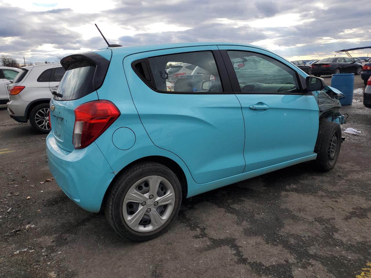 VIN KL8CB6SA3MC723824 2021 CHEVROLET SPARK no.3