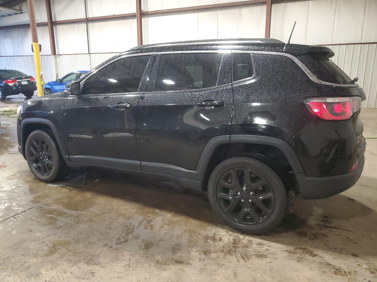 2019 Jeep Compass - Image 2